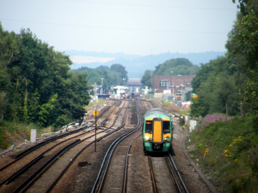 Three Bridges Station by Den2000