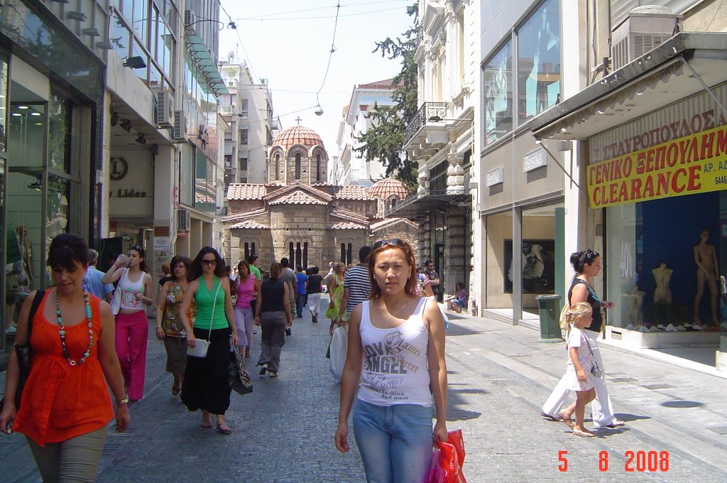 Ermou street by kmouchos