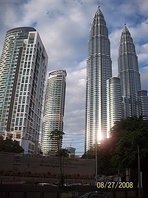 Kuala Lumpur Twin Tower by aminppd