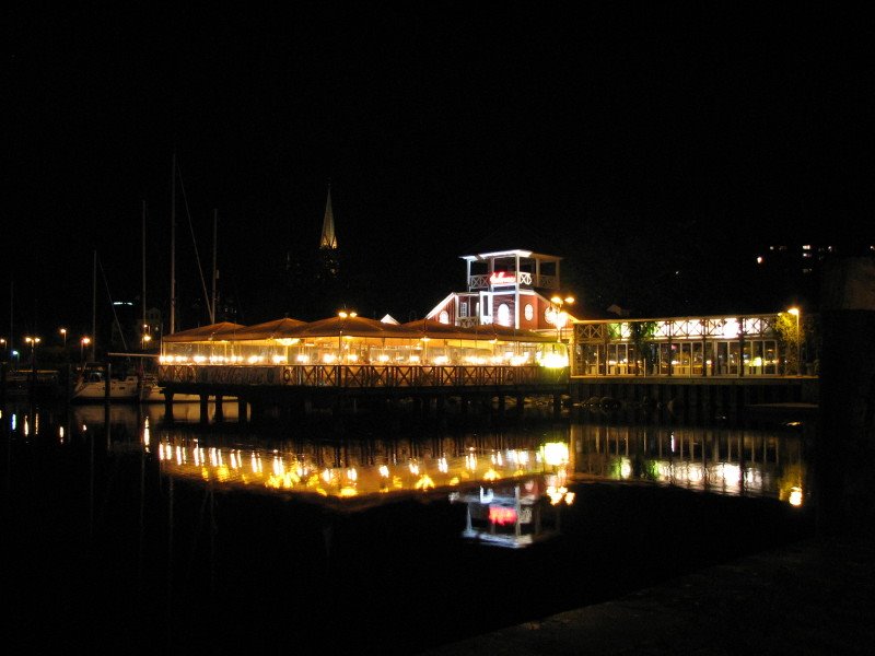 Flensburg nachts by Piotr H.