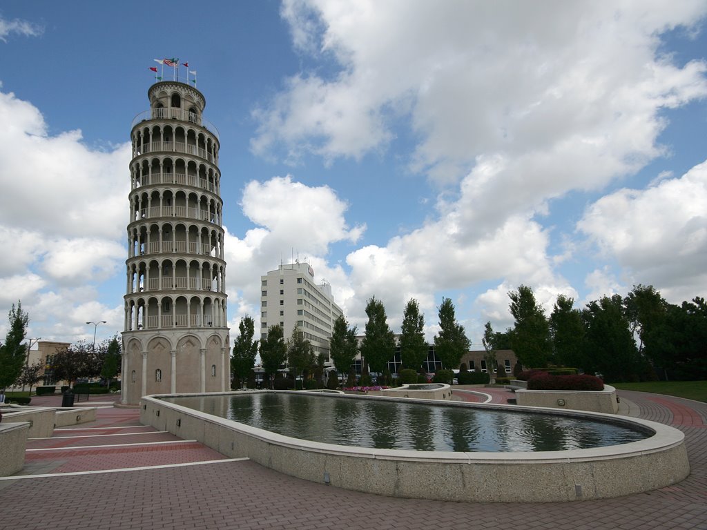 Niles, Chicago - Usa - Leaning Tower (Replica of the Leaning Tower of Pisa), Illinois by Alexander Perez Pedrayes