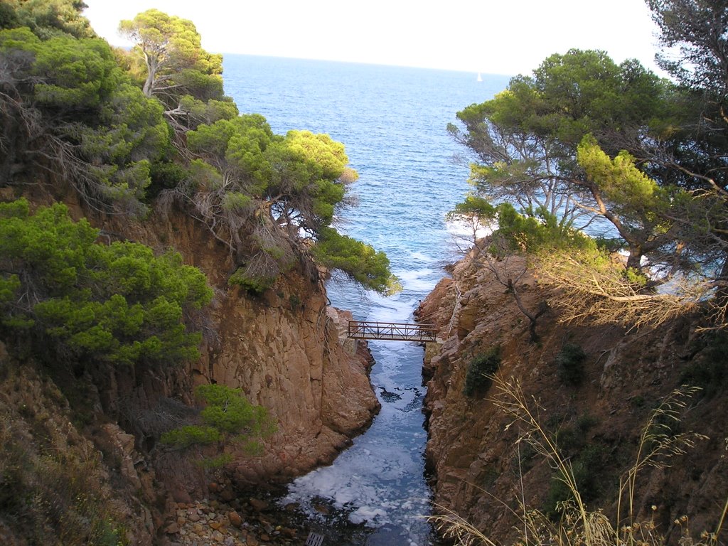 Tossa de Mar. Cala Salions by tomor