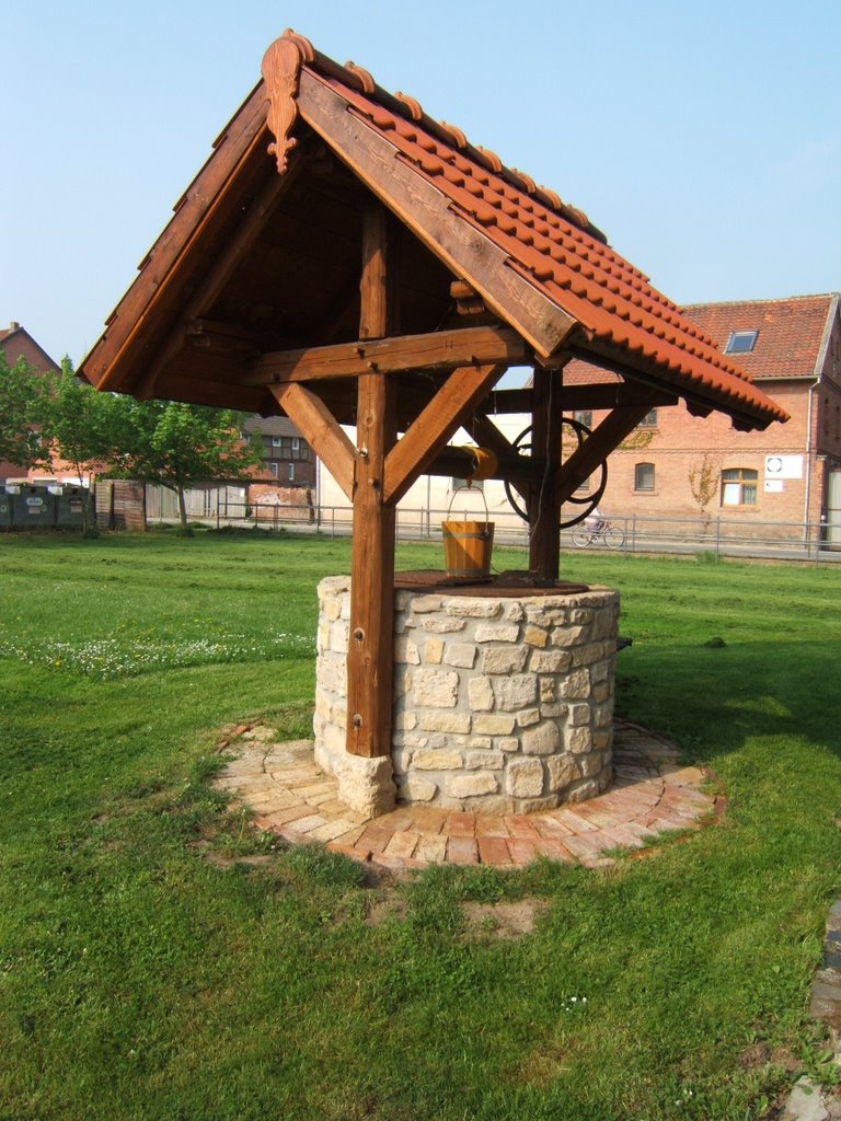 Anderbeck - Antoniusbrunnen (Schöpfbrunnen) by +wewe+