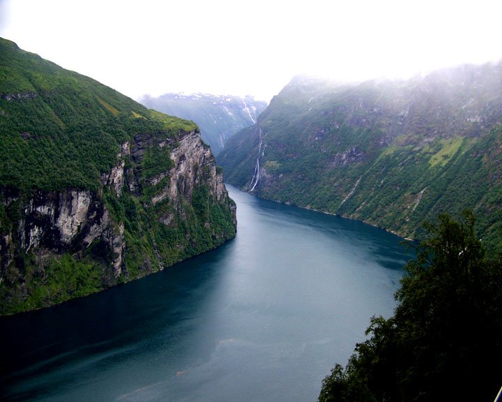 Il fiordo di Geringer (Norvegia) by nuccio cirabisi