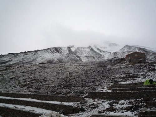 View of DAMAVAND From Base Camp by imanmasoumi