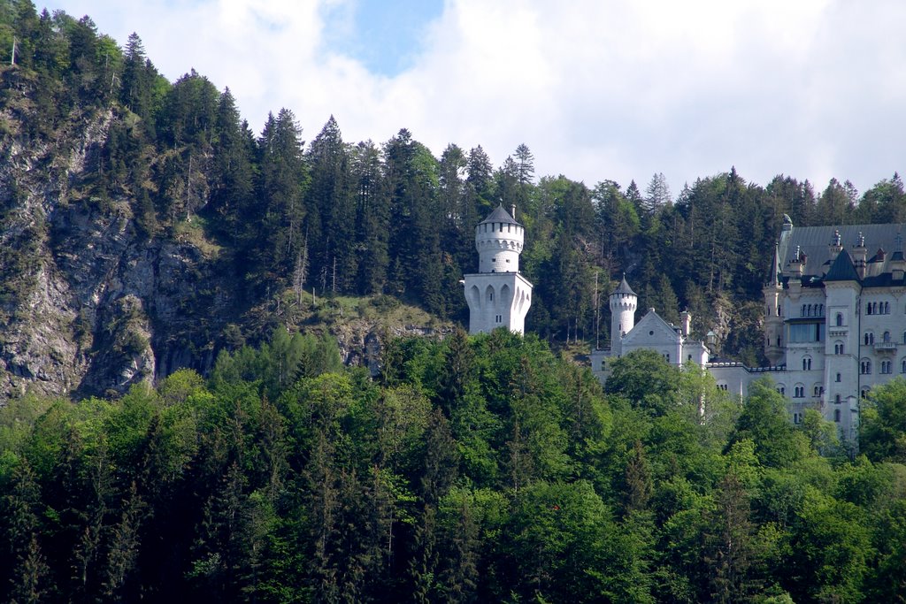 Schloß by Foto Fitti