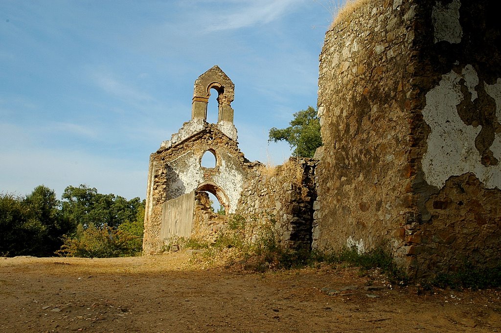 Hermita de La Sauceda by Chano Rodriguez