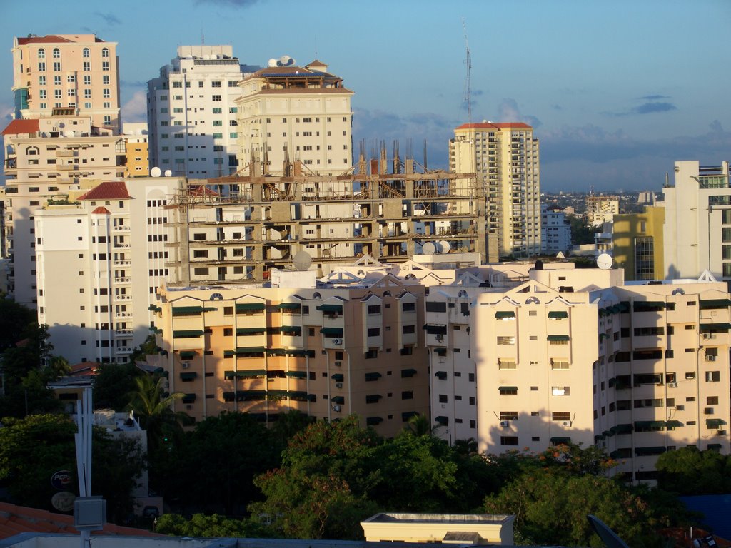 Esperilla El Manguito, Santo Domingo, Dominican Republic by radamesortiz