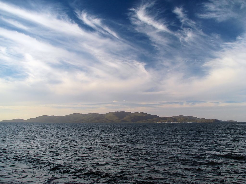 Magnetic Island from the Strand August 2008 by Doug O'Neill