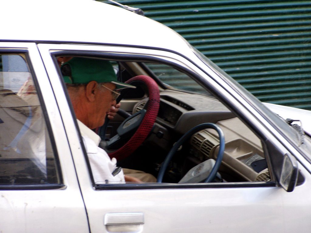 Fahrschule in Tetouan Marokko by zsirra