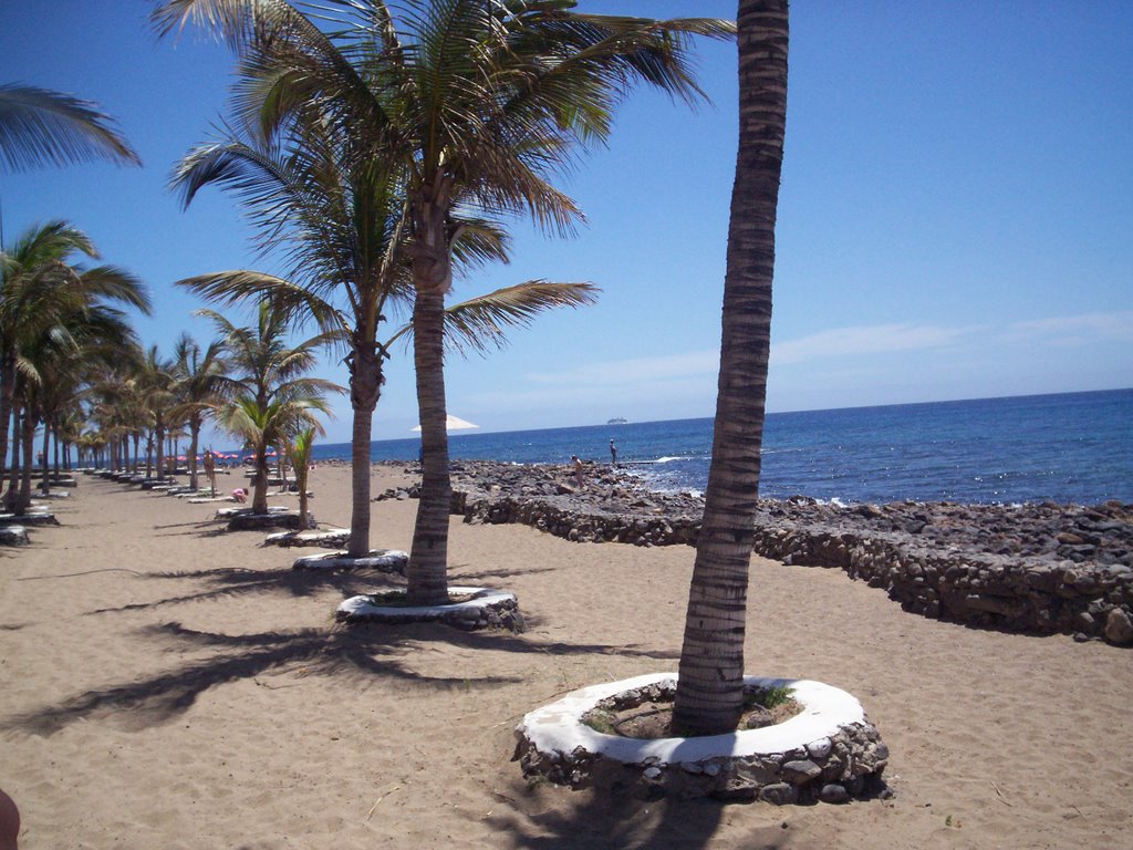 Strand von Playa de los Pocillos by Holidayisin