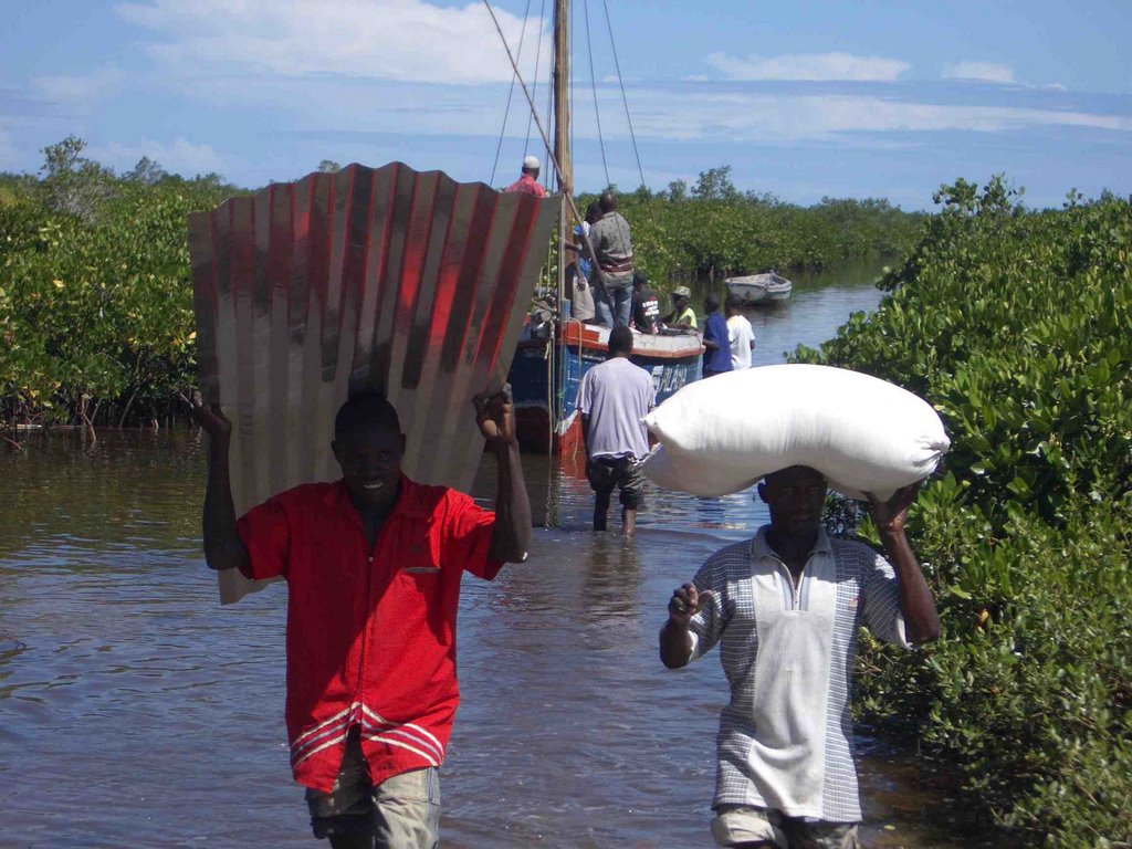 Aid after typhoon 2008 by p.lefebvre