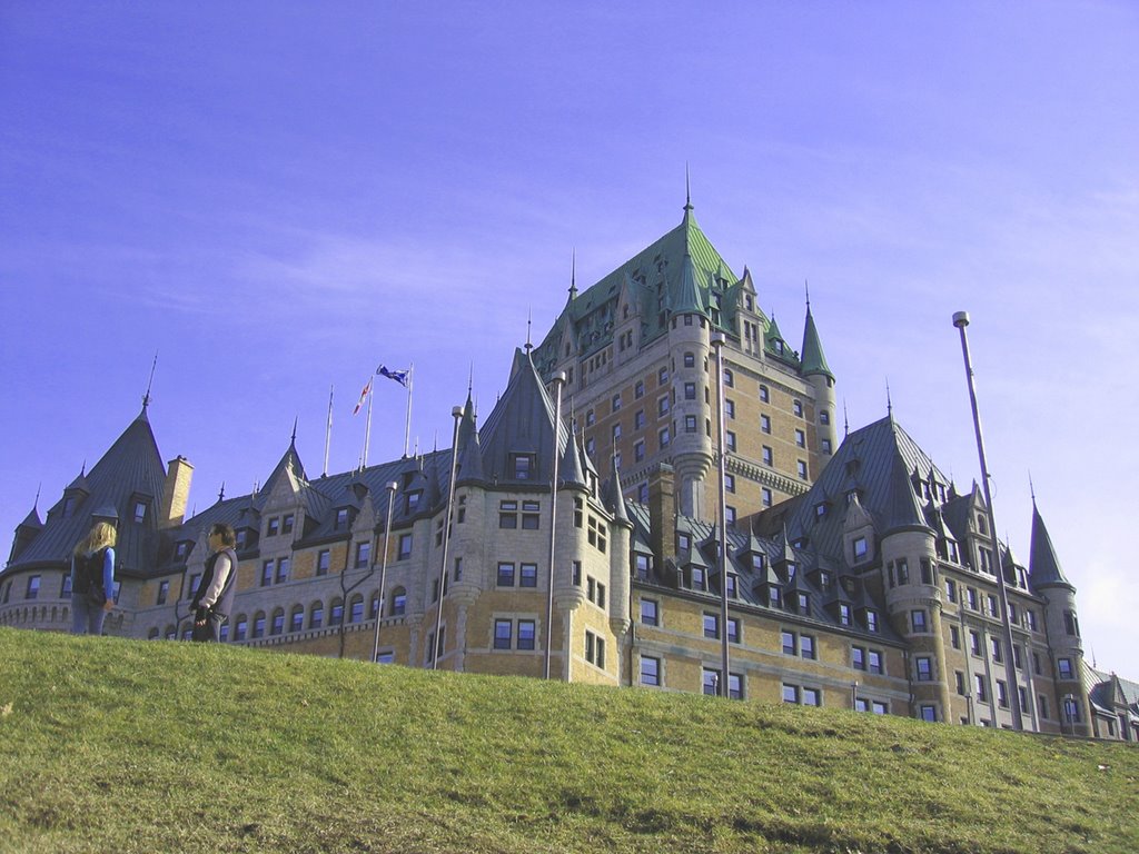 Château Frontenac by Michel Kemp