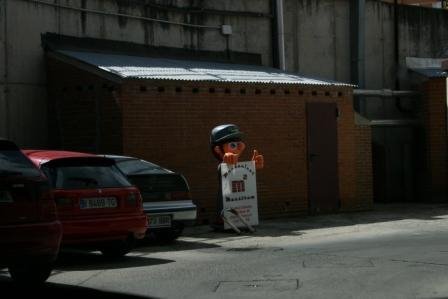 Esquina del sótano el edificio Venecia II by cesf48