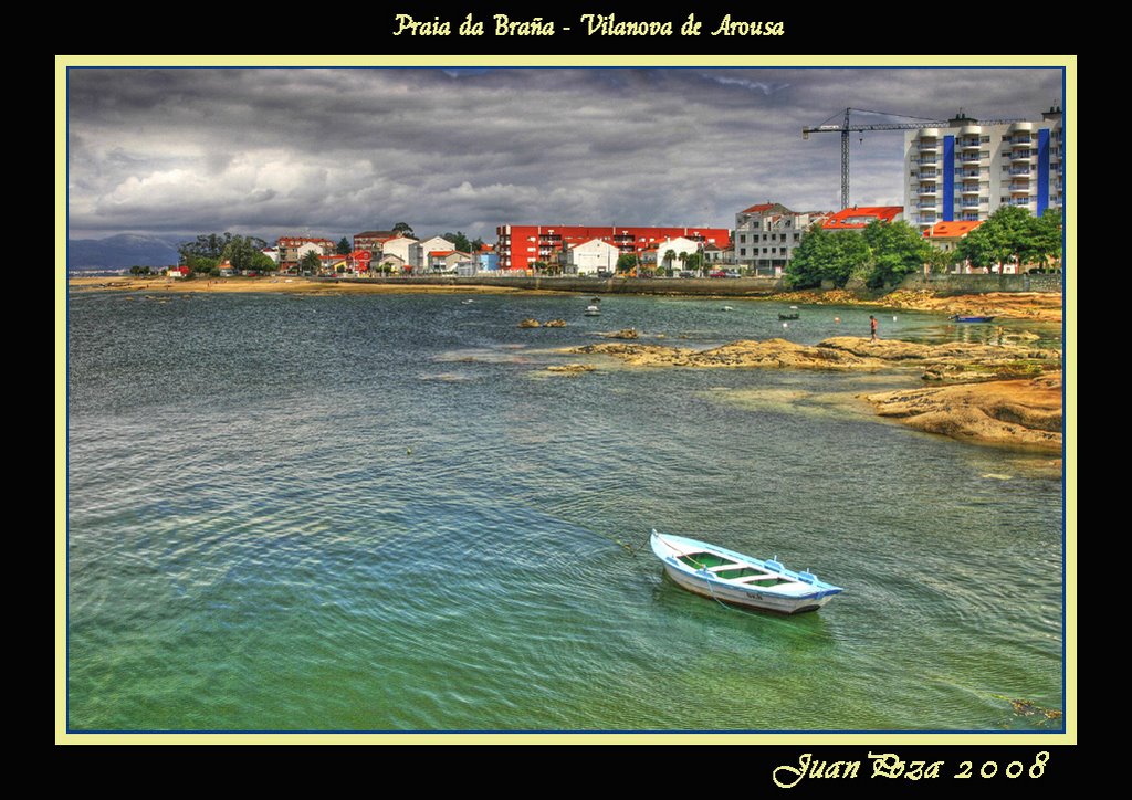 Praia da Braña by Juan Poza