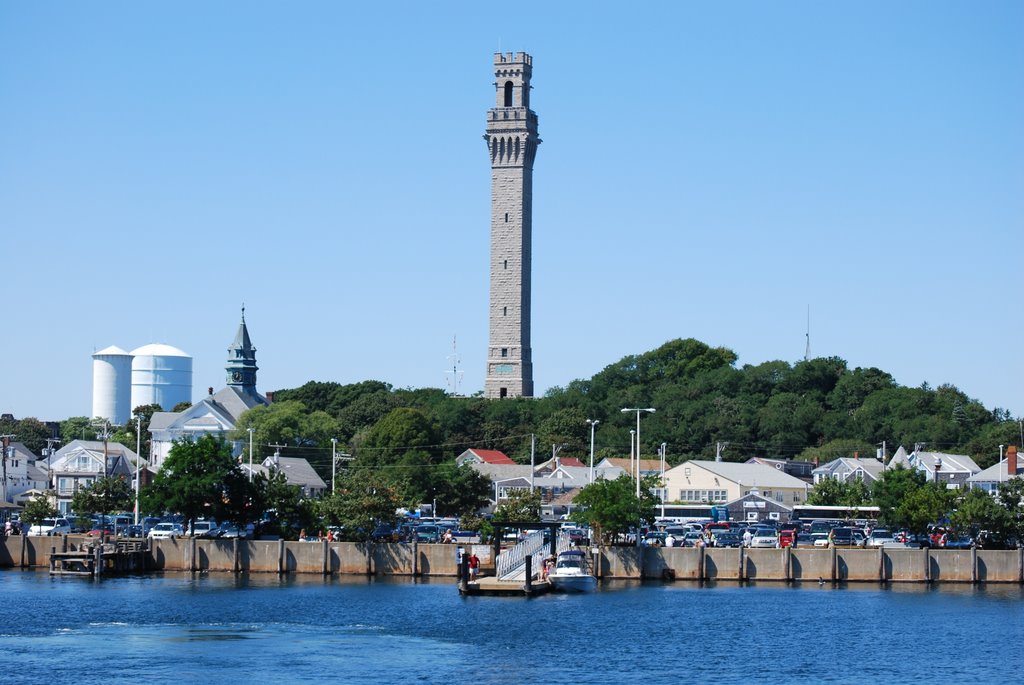 Pilgrim monument by Nizamov Vadim