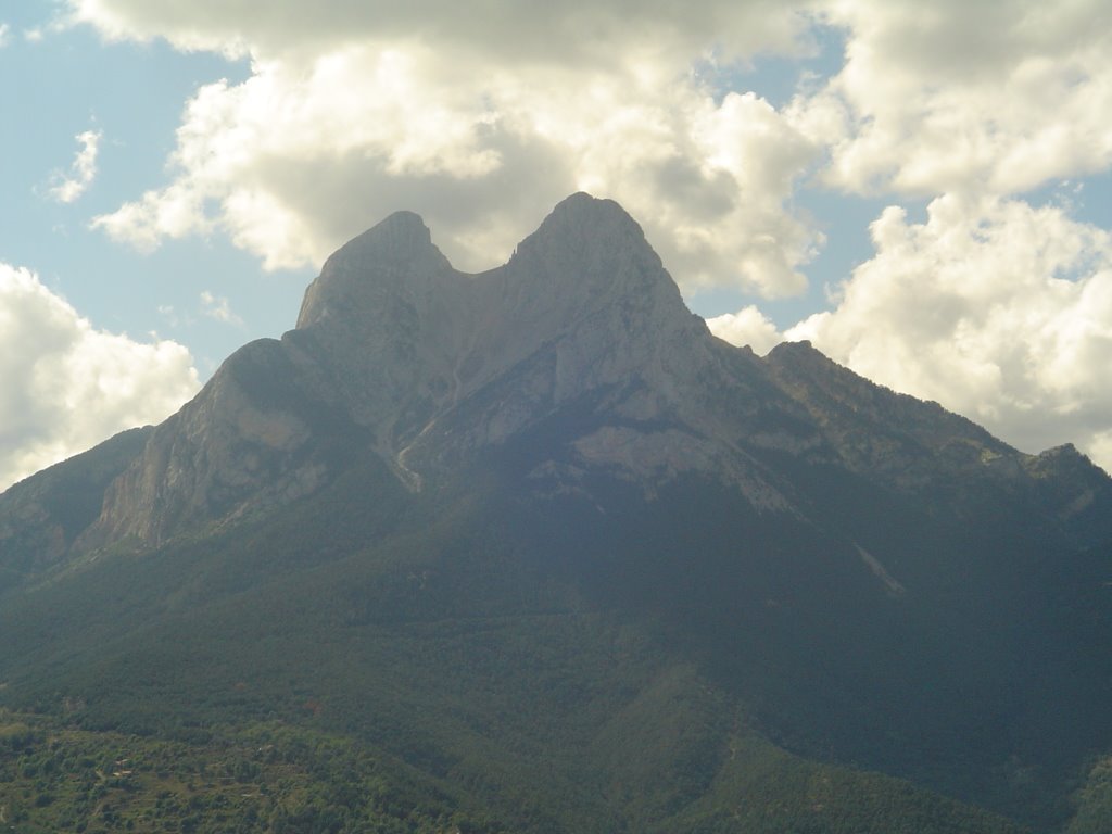 Pedraforca2 08 by uniwen