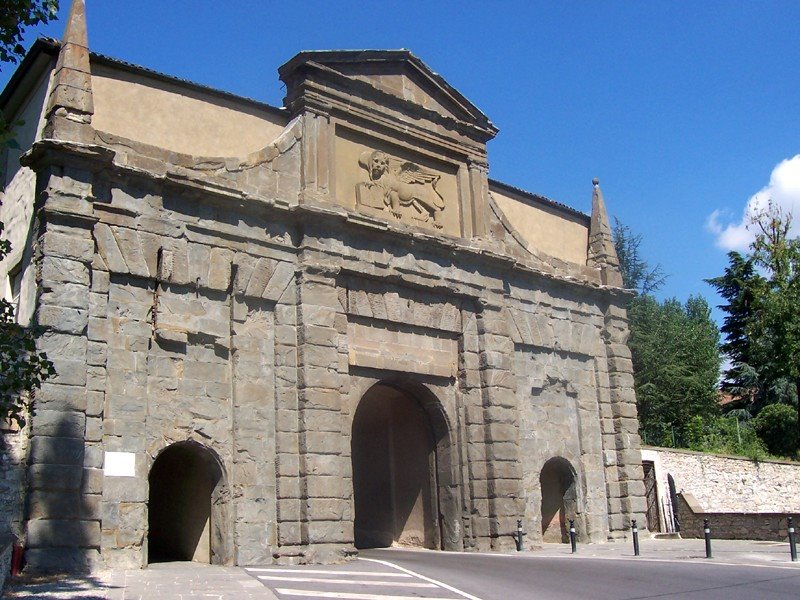 Bergamo - Porta S. Agostino by MarkusMark