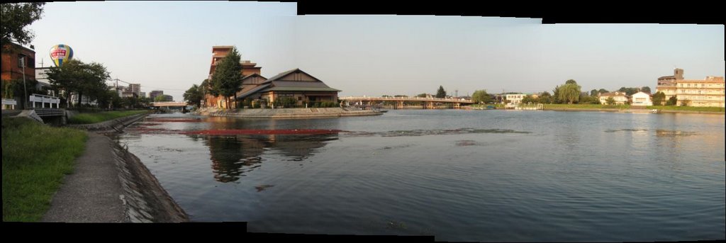 Seta no karahashi small island in the river, north direction by msd gk