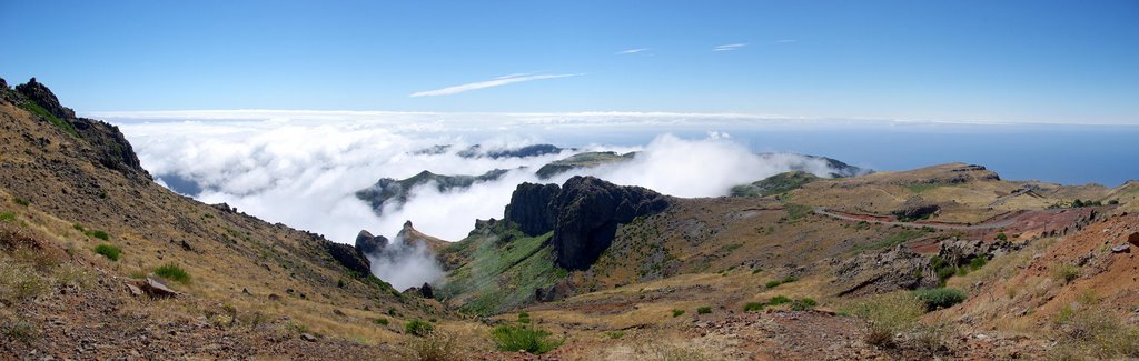 Pico do Areeiro, Madeira by Olaf Rekort