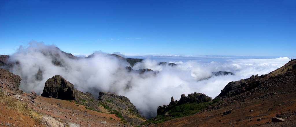 Pico do Arieiro, Madeira by Olaf Rekort