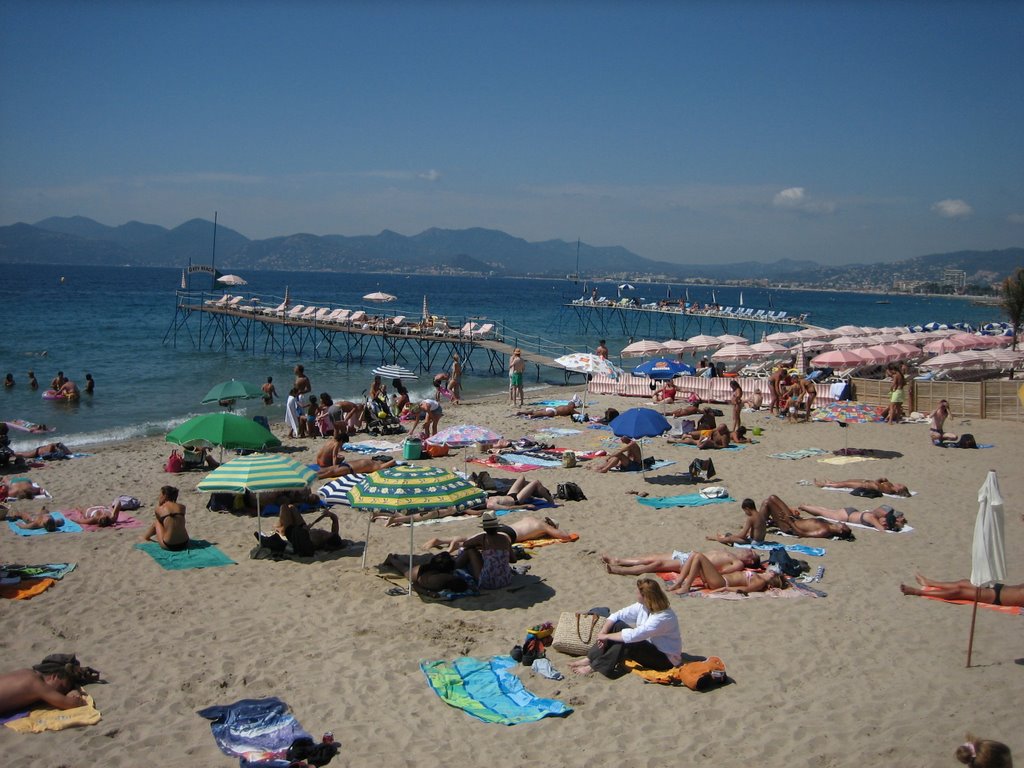 Playa - Cannes by Jonathan_taibo