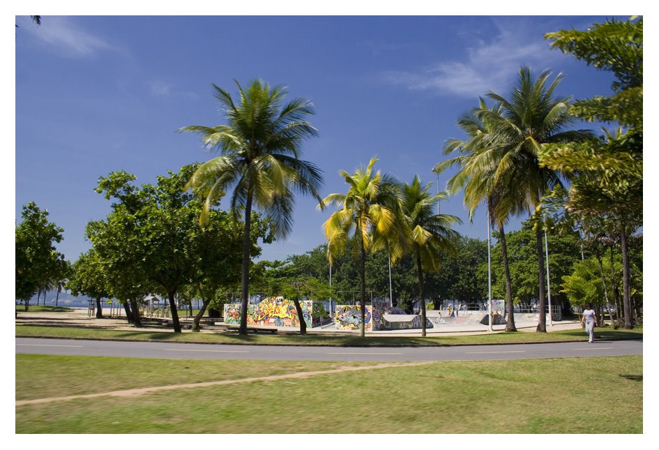 Flamengo Garden from Bus Window by virbonetto