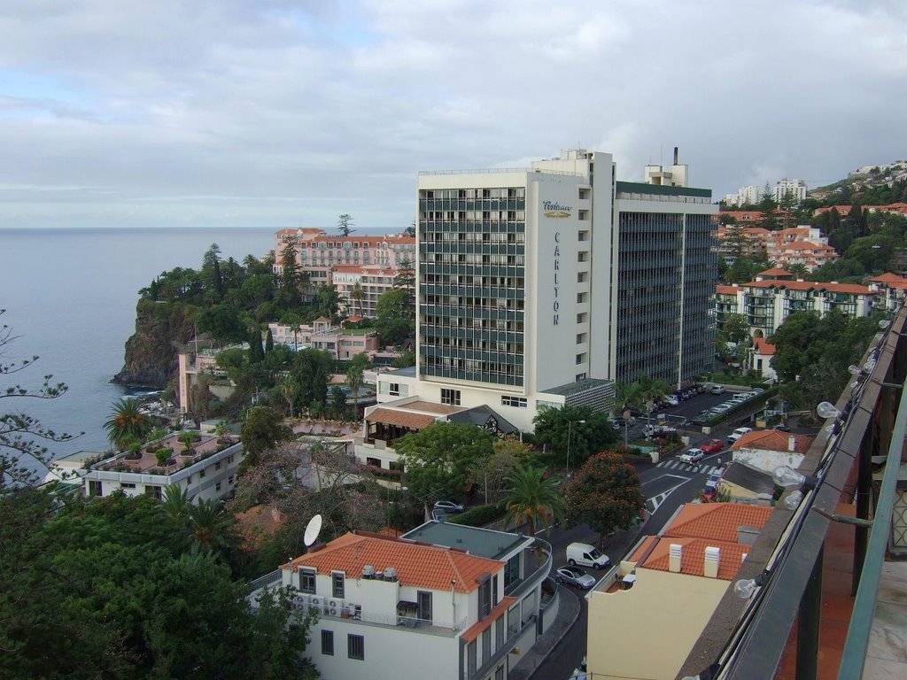 Hotel Classic Savoy: View from the roof terrace #1 (2007-09) - hotel demolished in 2010 by arco_on_tour