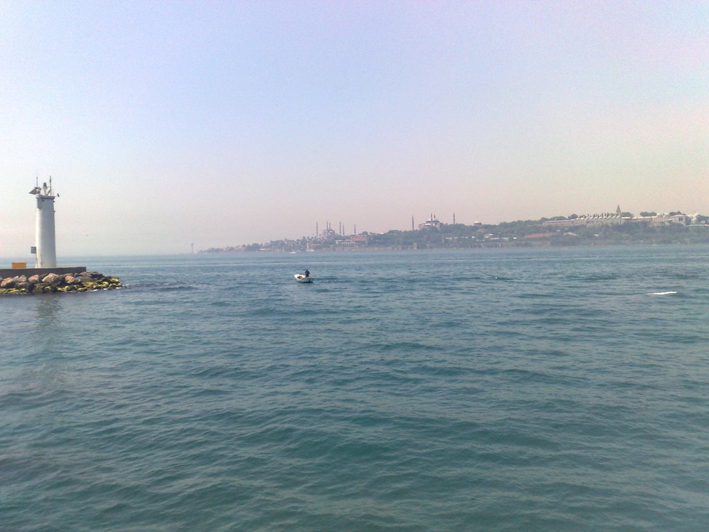 Bosphorus - Boğaziçi - Βοσπόρου by ömerulusoy