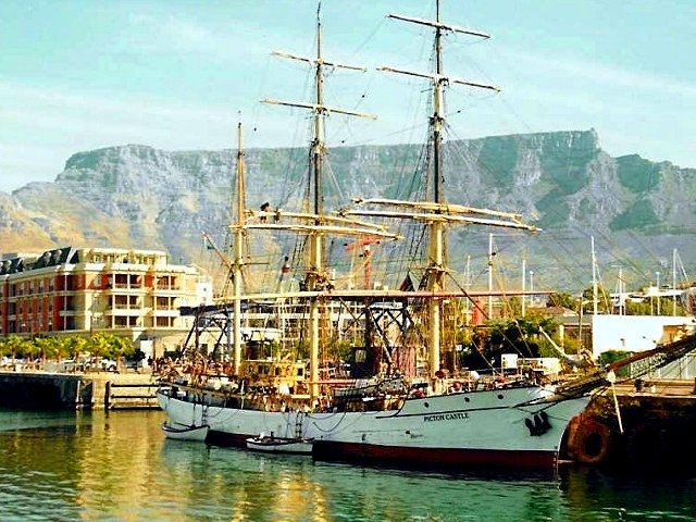 Tallship and Table mountain by Steve du Bruyn