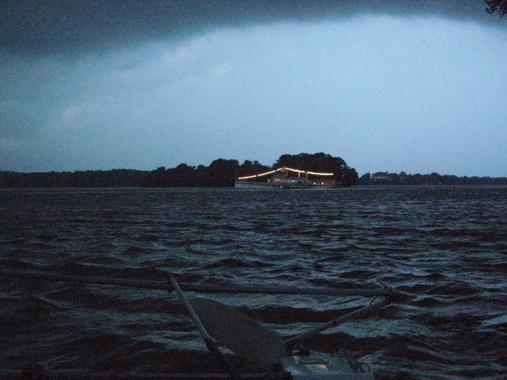 Schiff im Sturm by Lichtgestalt