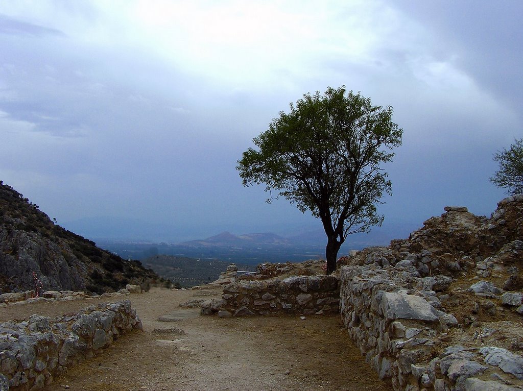 Mykines - Ancient city in the Argolis by Lektorin