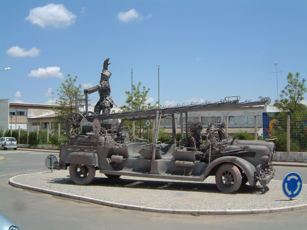 Fire engine sculpture Almodavar by bobbingham