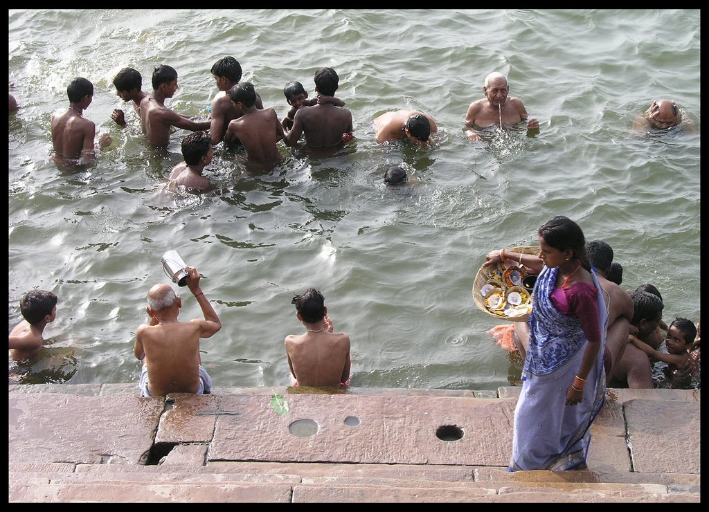 People swimming at munshi ghat by Juan Carlos Morla Ba…