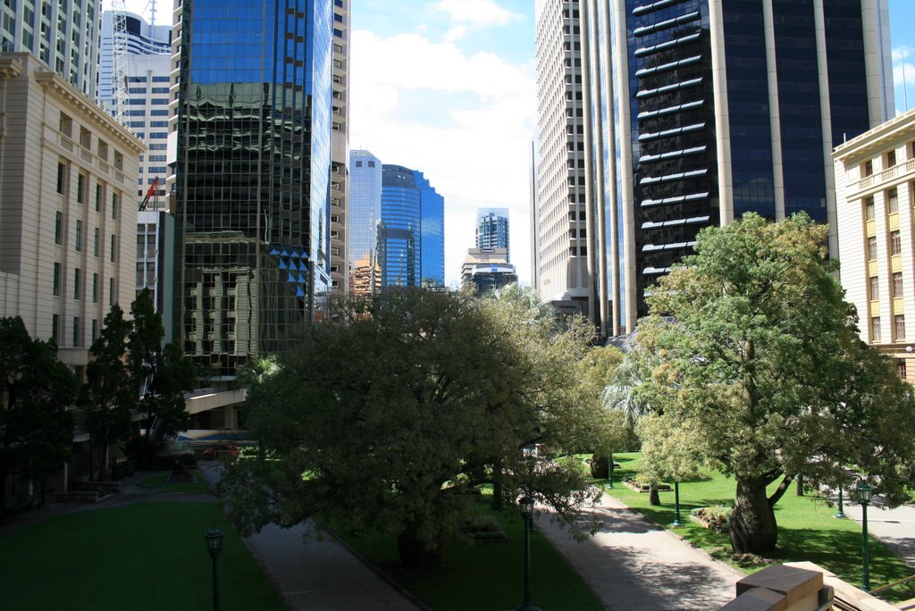 Anzac Square, Brisbane by donsimon2