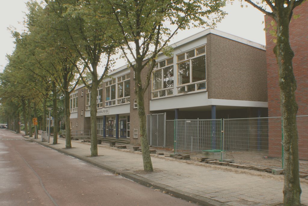 Nieuwbouw Pro Rege school by B47