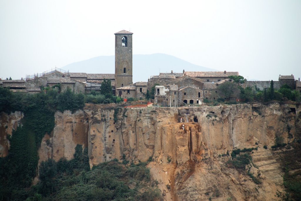 Civita di Bagnoregio Frana by Giorgio Vido