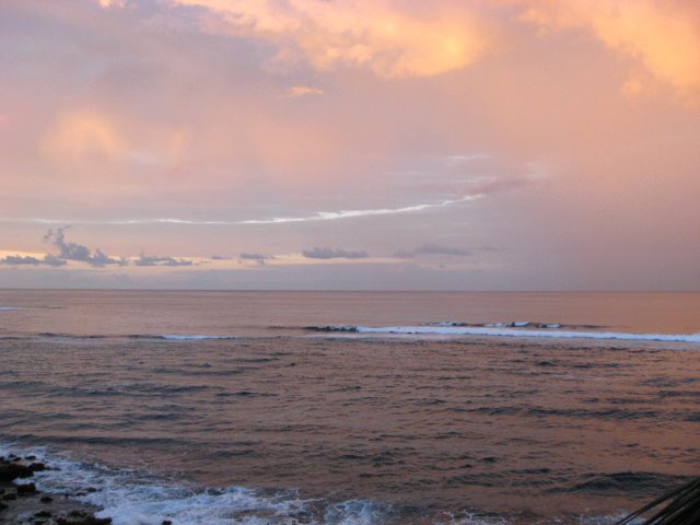 Kuhio Shores Sunrise by JamieDinkelacker