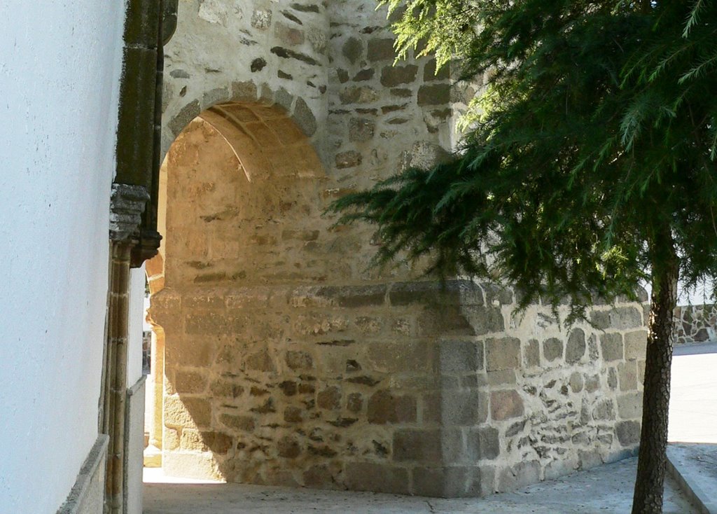 Iglesia "Románica" de Campo Lugar. by Jose Luis hernandez …