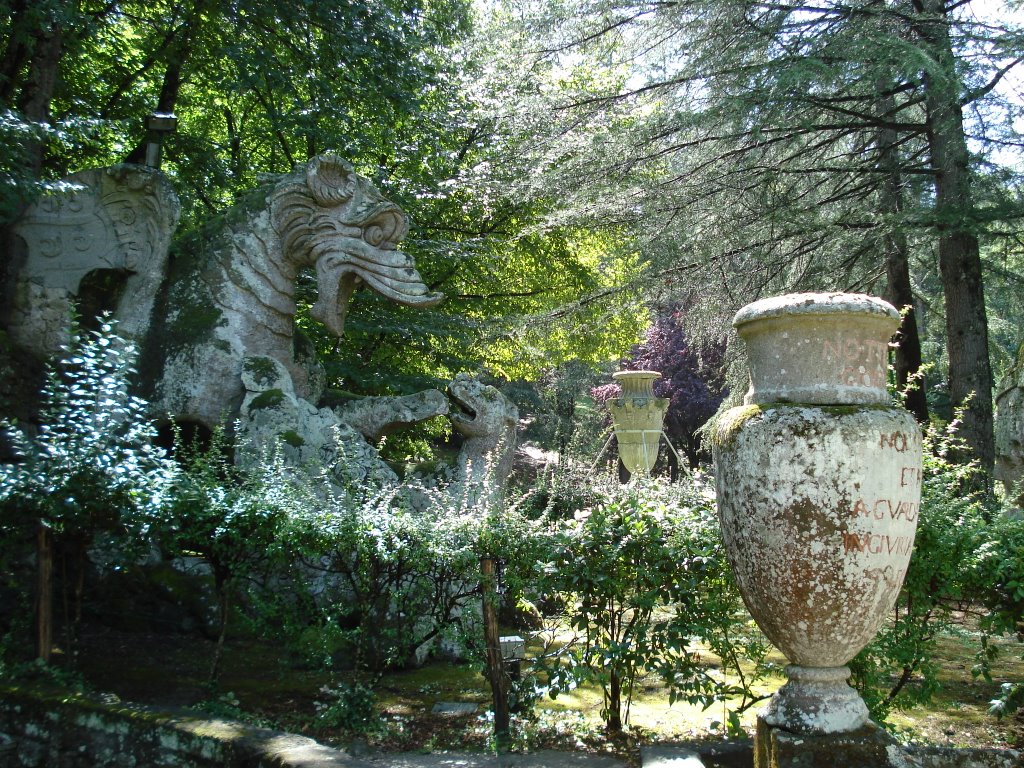 Parco dei Mostri di Bomarzo by Claudia Sarmento