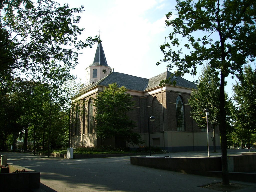 Grote Kerk in Emmen by Wolfgang Küfner