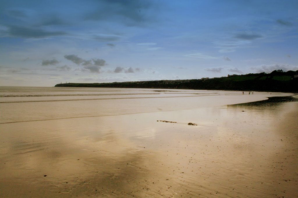 Tramore beach by Krzysztof Łuszczki