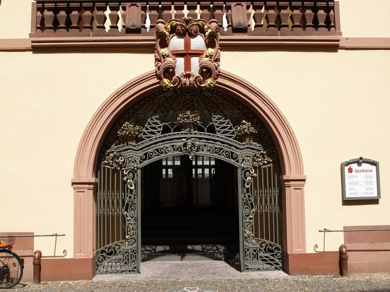 Sparkasse. Freiburg by Félix Sánchez