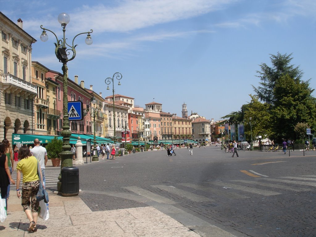 Piazza Bra by Steve Barowik