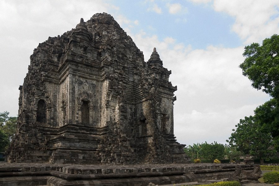 Candi Kalasan by Bert Lanting Fotografie