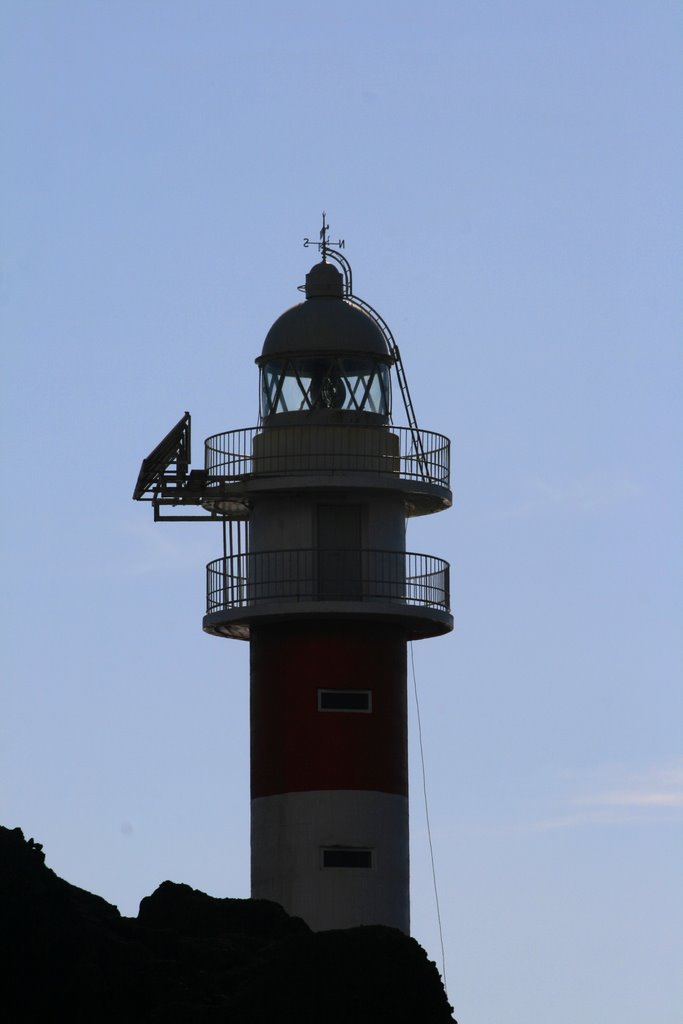 Faro de Punta Teno by kpn2487 (Enrique Pir…