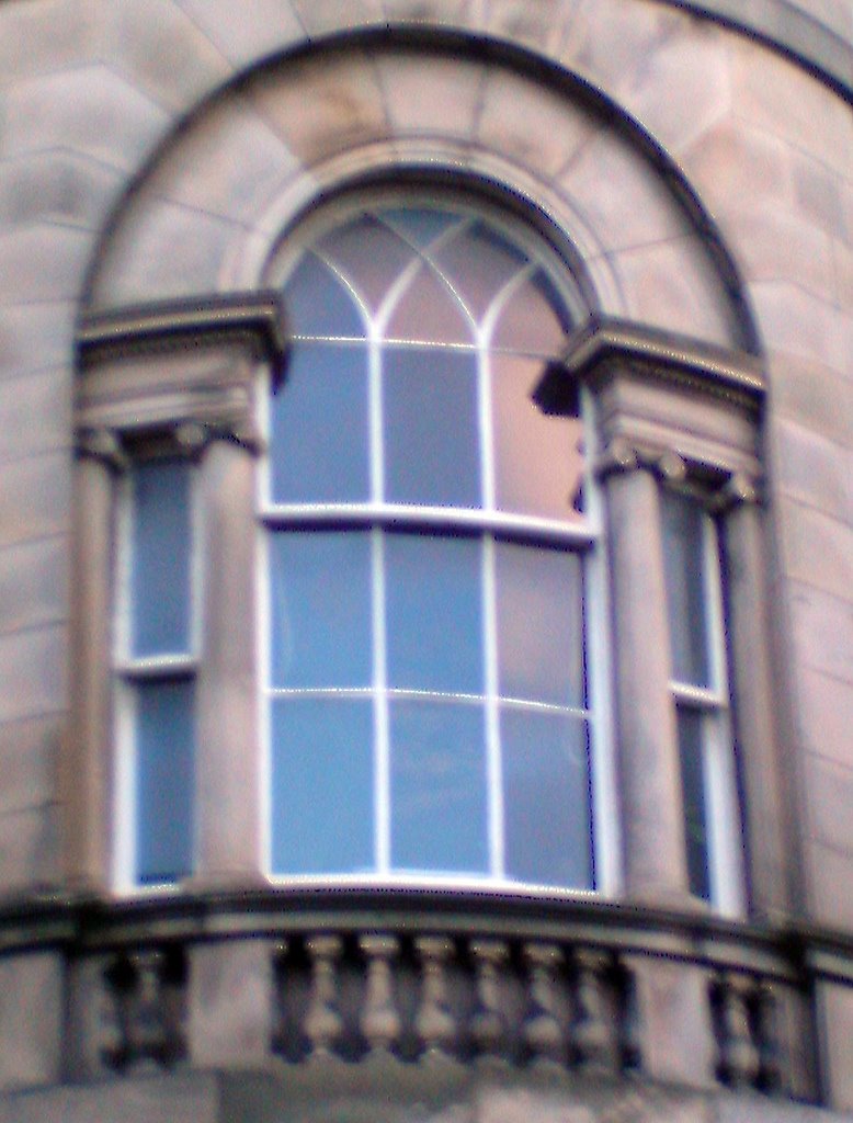 Venetian style window, Broughton Place by Alan Anderson