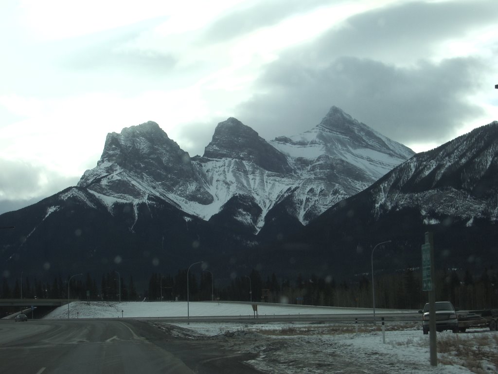 3 sisters mountains, Canmore, AB by notl419