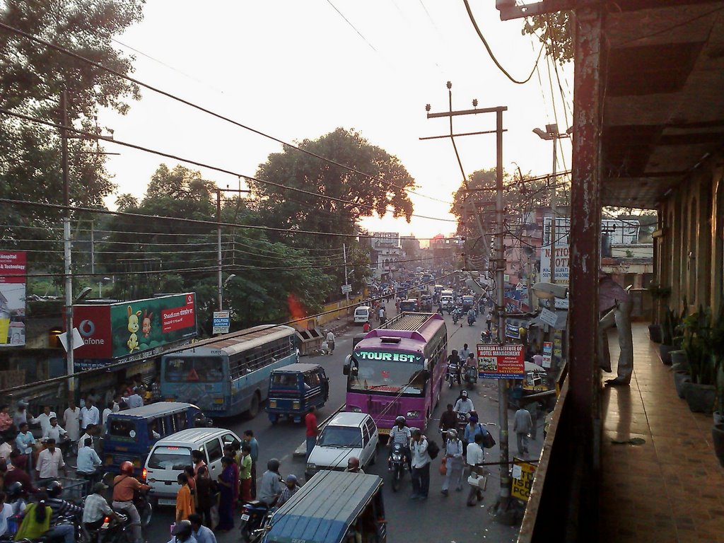 Gandhi Road, Dehradun Rly Stn, Uttarakhand by Kaushik Biswas