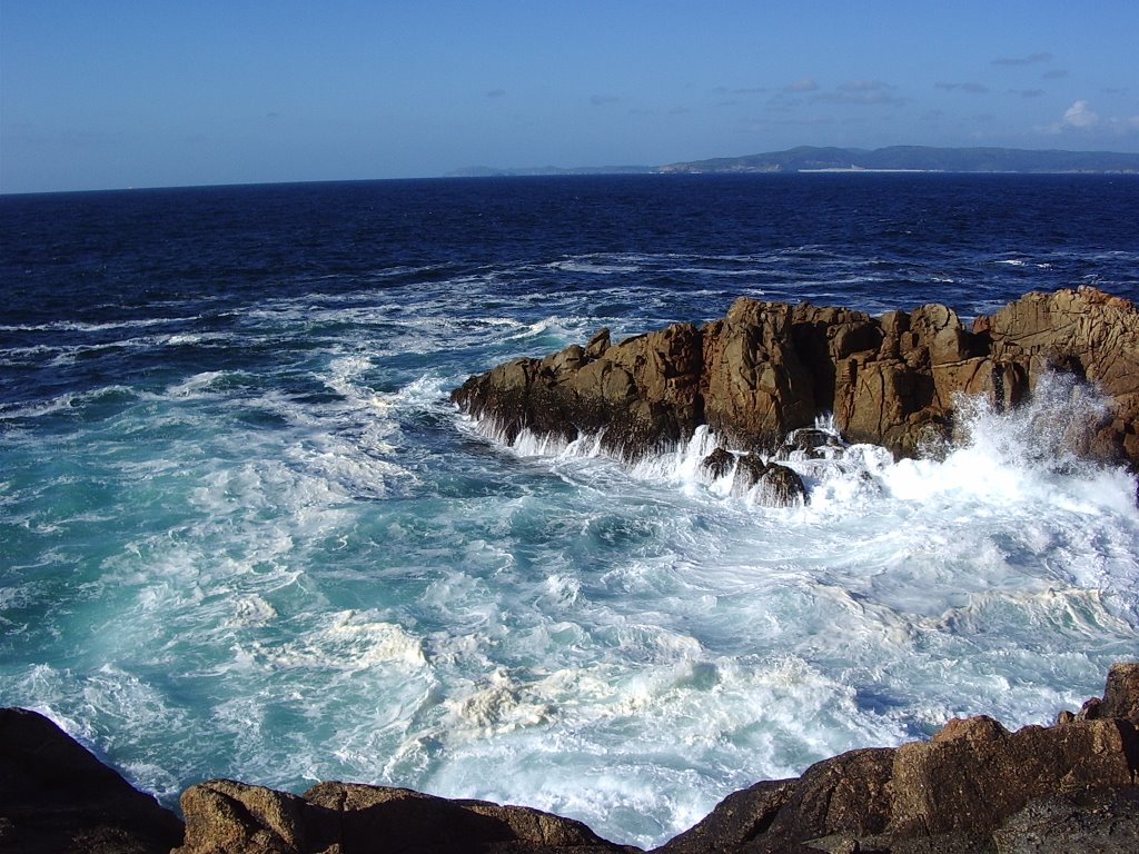 Oleaje en Torre de Hércules by Javier Fernández Car…